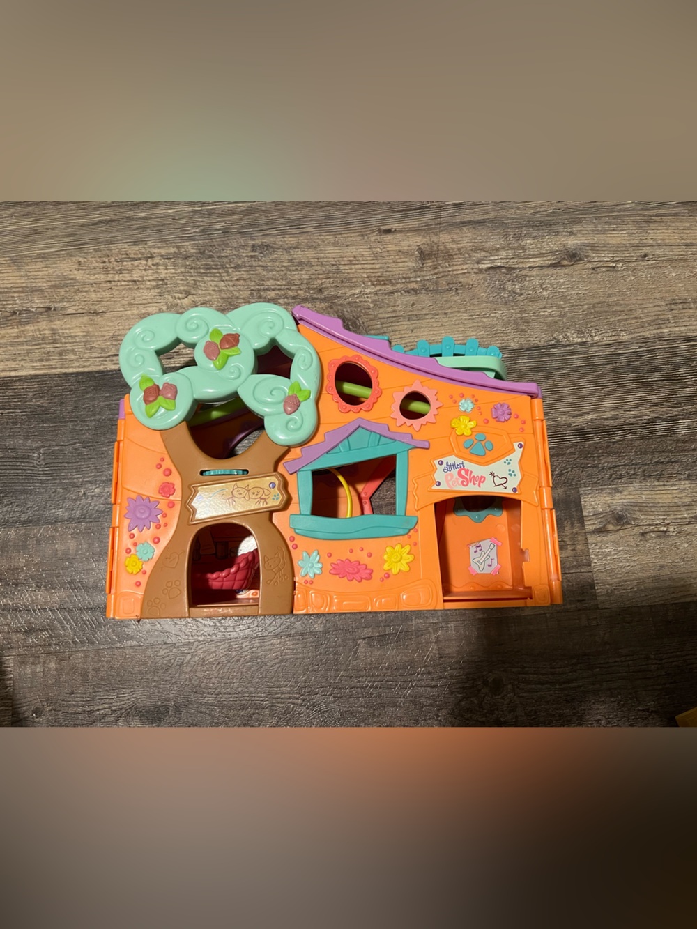 Littlest Pet Shop Orange Playhouse Toy